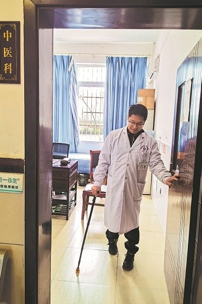 [详情] 四十余年面“壁”