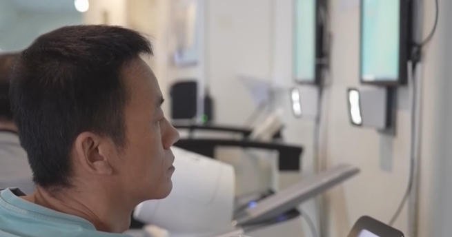 房屋桥梁被冲毁